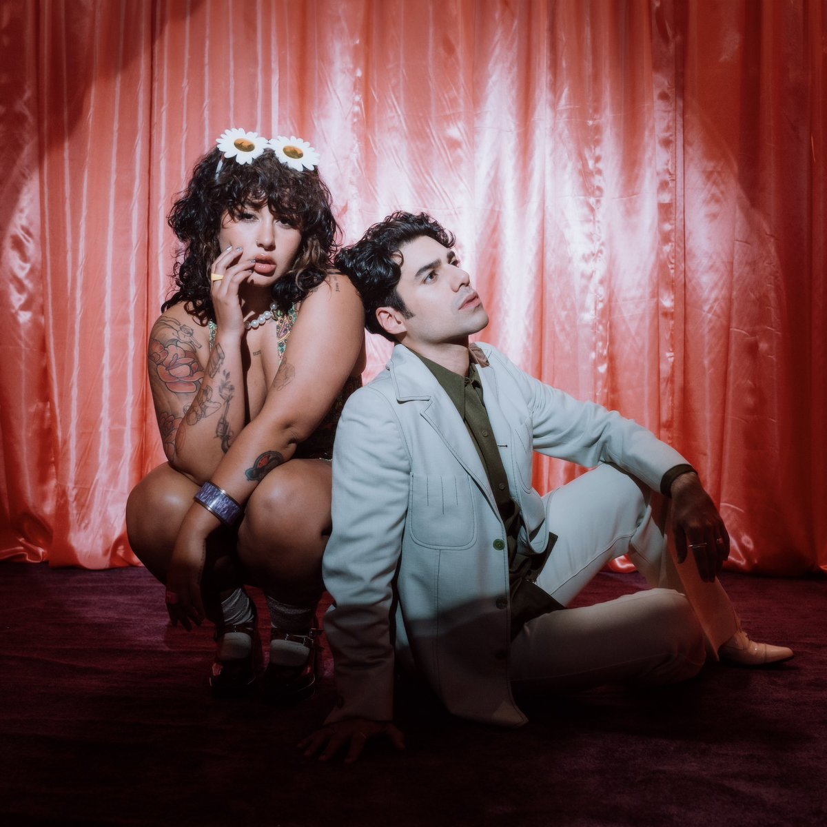 DALE PRE-SAVE A web@ feat. #RomiMarcos DISPONIBLE A PARTIR DEL 27 DE MARZO :) orcd.co/web01 #weba