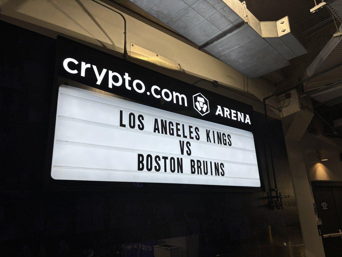 We’re back in DTLA and ready to go! It’s the <a href="/LAKings/">LA Kings</a> and the Boston Bruins tonight, and <a href="/Jabs_13/">Jack Jablonski</a> joins me in the radio booth! 

🕰️ 6pm
🎧 <a href="/ESPNLosAngeles/">ESPN Los Angeles</a>