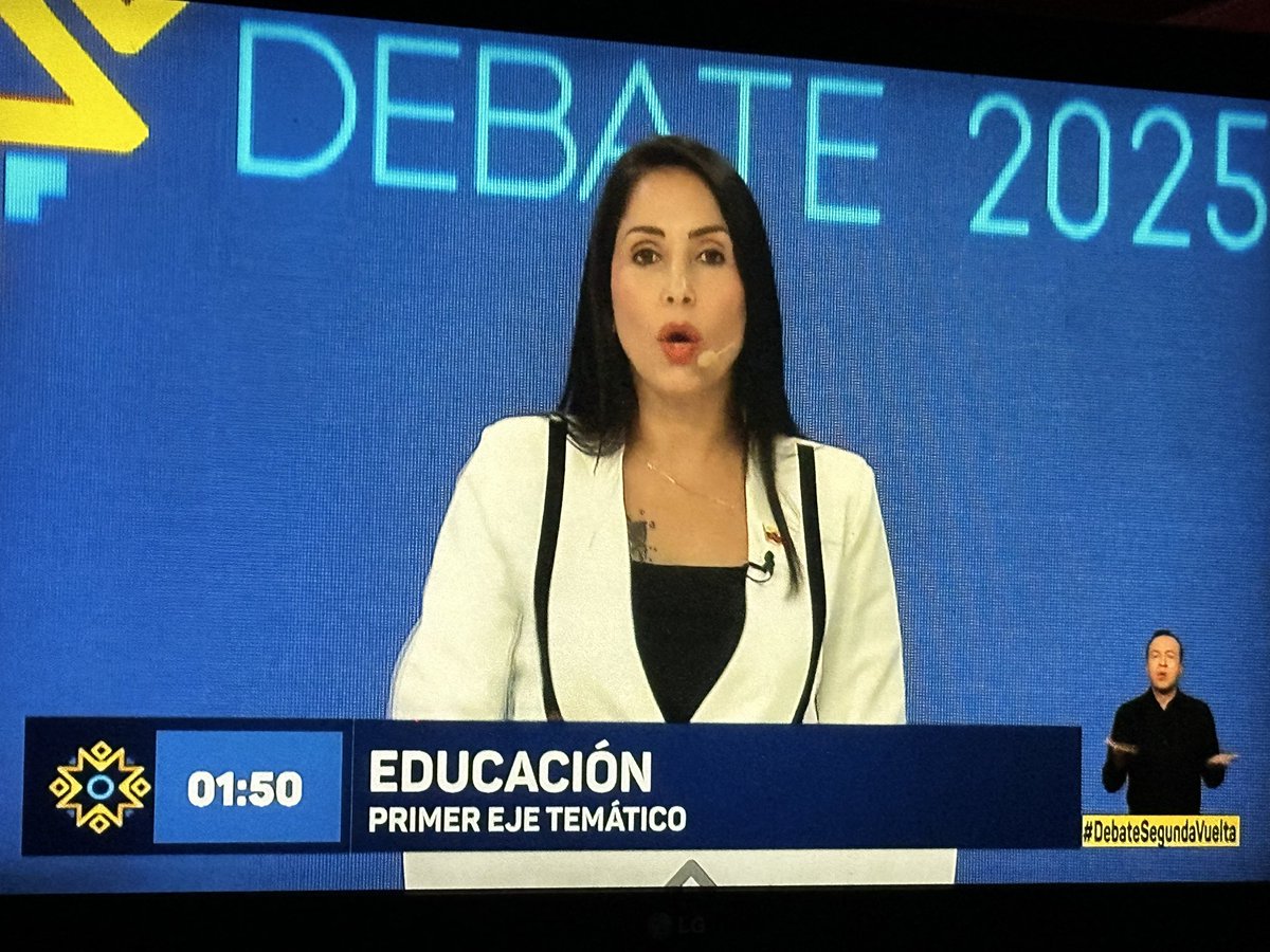 JustefytaLover's tweet photo. Pero si ellos fueron los que dieron pase libre a la droga y se vendía como dulces en la escuelas #DebatePresidencial2025 
Ah y también fueron los que cerraron más de 5mil escuelas en zonas rurales.

HIPÓCRITA #RanaRene
#DebatePresidencial2025 https://t.co/rQ6pjKCKhW