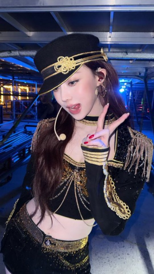 Jiwoo. (@jiwoochoiq) on Twitter photo 