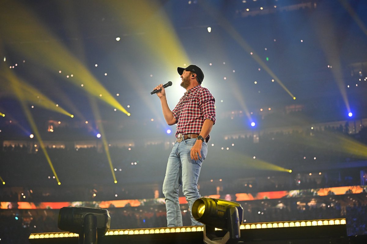 NRG Park (@nrgpark) on Twitter photo play it again, and again, and again cause we don’t want it to be over 🥹 <a href="/lukebryan/">Luke Bryan</a> #rodeo #rodeohouston play it again, and again, and again cause we don’t want it to be over 🥹 <a href="/lukebryan/">Luke Bryan</a> #rodeo #rodeohouston