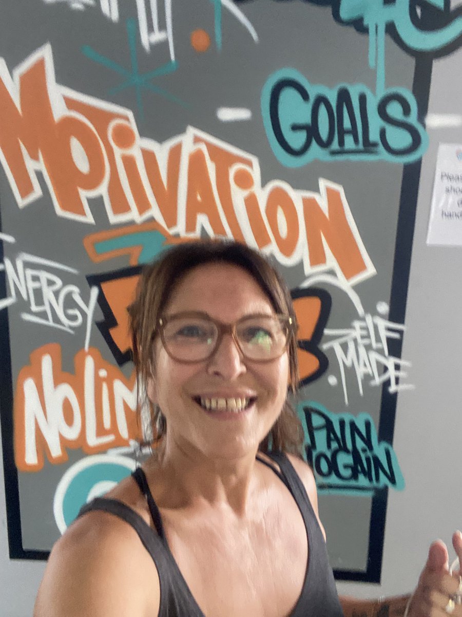 ChiefDisrupter's tweet image. It’s my birthday today 

59 years young and so grateful to be focusing on my health this year 

My gift to myself was going to a circuit class this morning at @137healthclub in Marrickville - thanx Regina for taking care of me and pushing me to be better and stronger 🙌🏼