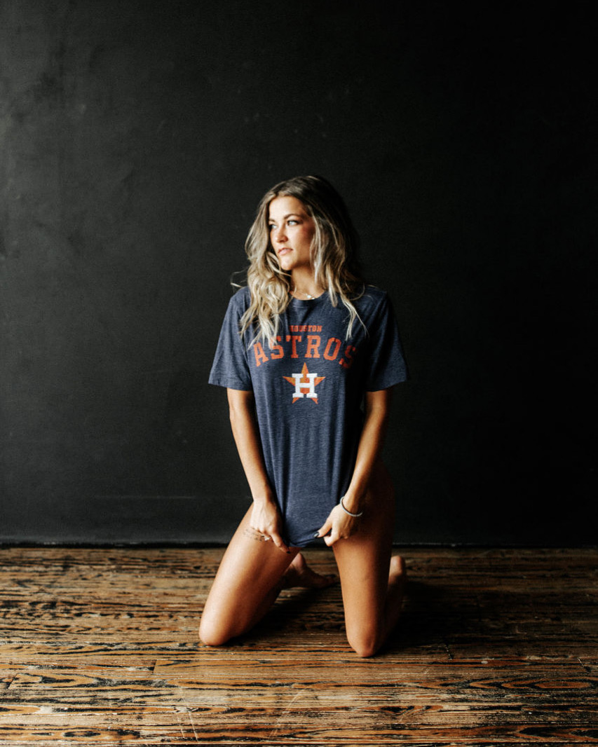 pippey10's tweet image. Happy Opening Weekend 

#baseballbabe