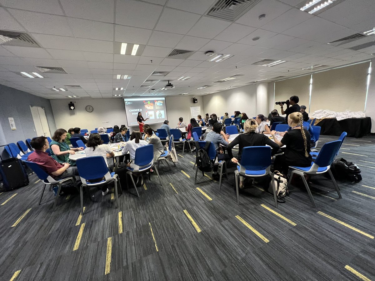 CGawNPHSArt's tweet image. #Studentagency is ‘25 Spr #EARCOS conference theme. East Asia is an economic juggernaut &amp;amp; takes investing in #creativity &amp;amp; child development seriously! So happy to be apart of this educational PD event! @VoelzJames @NewPalCS @MassArt @GreenfieldDR @GovBraun #arted #education