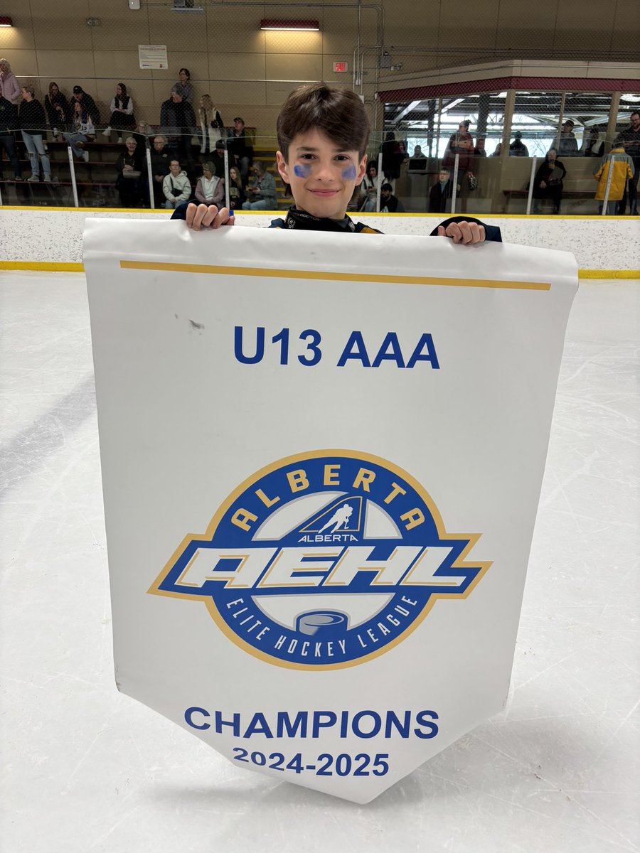 tcschwab9's tweet photo. U13AAA Provincial Champion!!!! https://t.co/mzYqkLqTGS