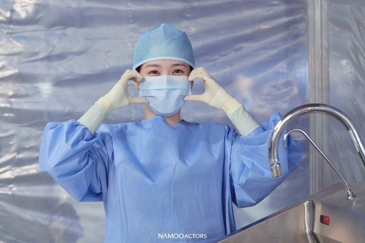NAMOOACTORS2004's tweet photo. [#전_세옥이가_매일왔으면_좋겠어요💉]

매주 수요일마다 올 줄 알았던 세옥이?
매주 월요일에도 옵니다
그것도 귀여운 본캐의 매력을 가득 담아서💚❤

#박은빈 #하이퍼나이프 #PARKEUNBIN #HyperKnife https://t.co/YJnK1XYVga