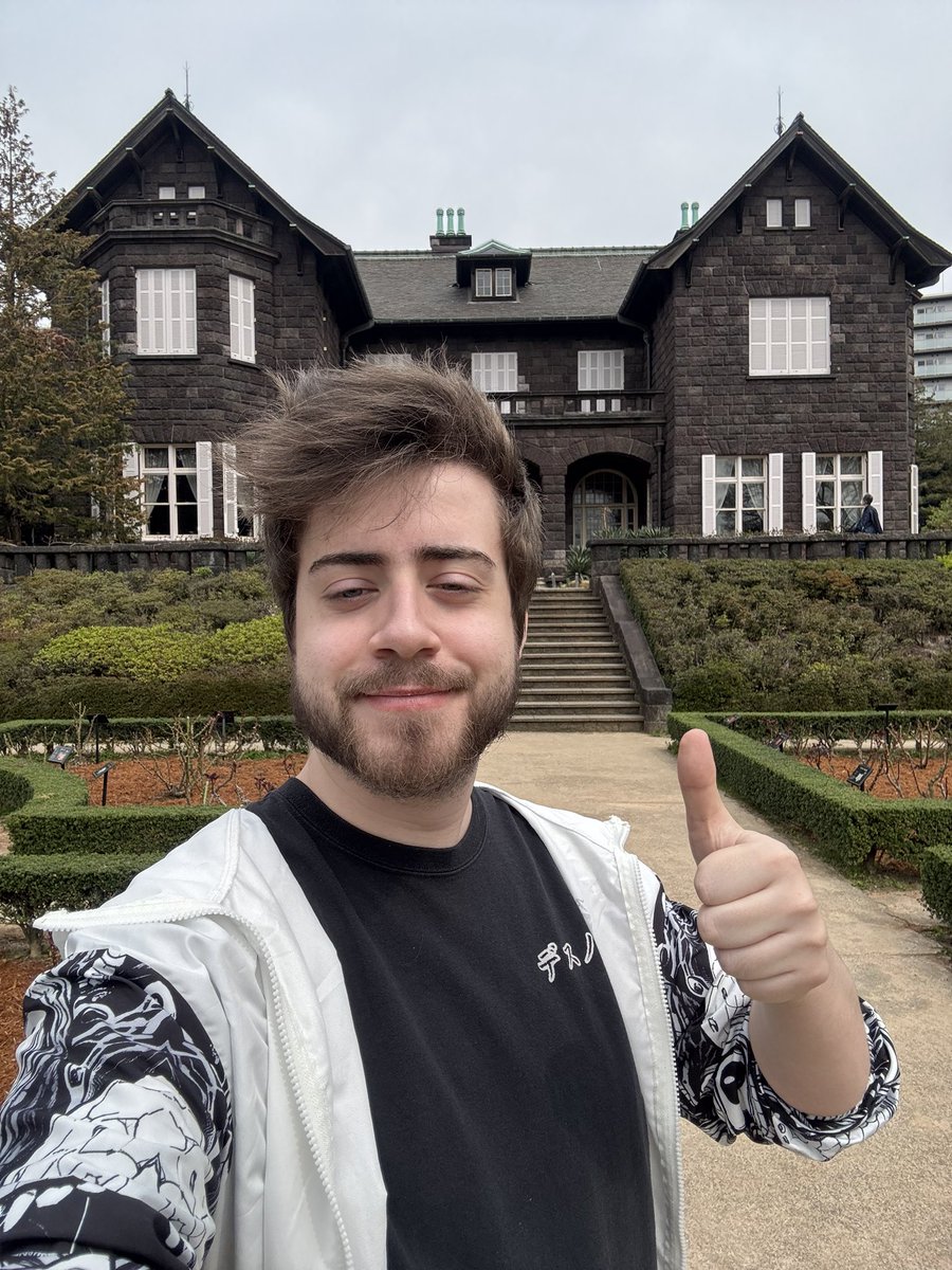 cellbit's tweet image. procurando a bruxa