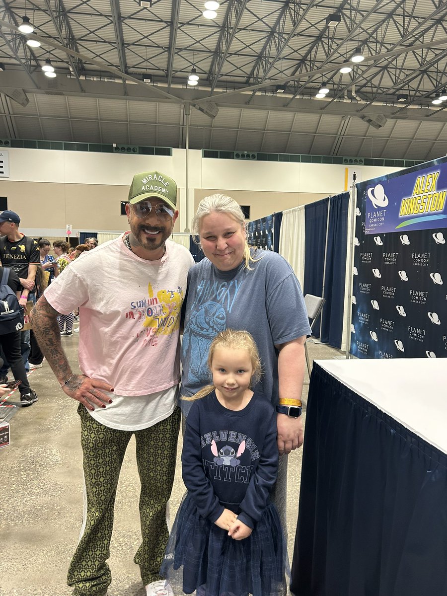 Thanks <a href="/aj_mclean/">AJ McLean</a> for being so sweet today my daughter can’t stop talking about meeting you