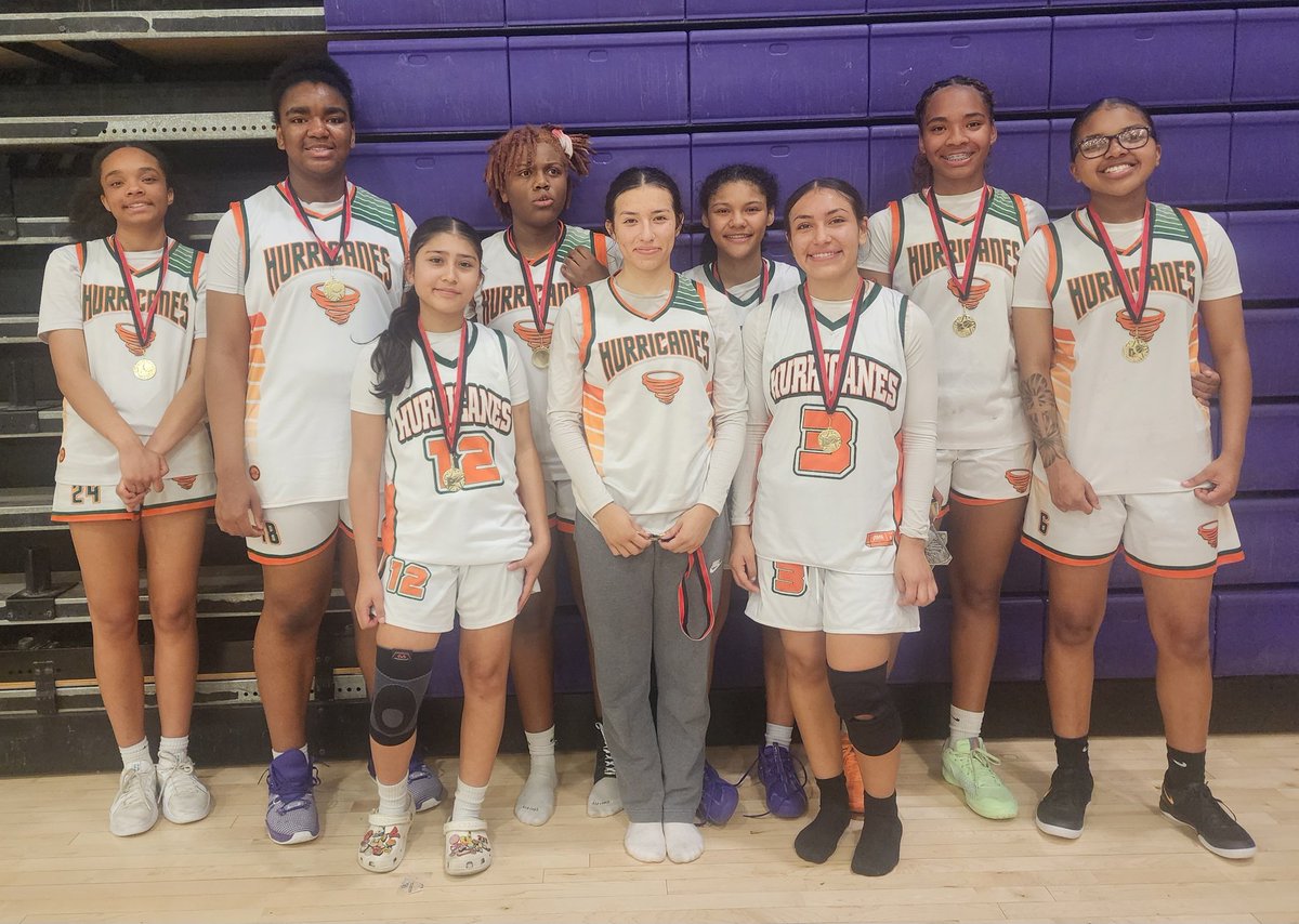 Great work this weekend Ladies.
<a href="/DraytonAlana/">Alana Drayton</a> <a href="/unique4180/">Deborah Anderson</a> <a href="/ineysiah_bball/">Ineysiah Johnson</a>
