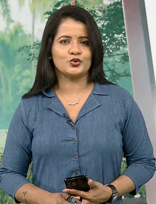 djs_woe's tweet photo. #indian #beauty #djs_woe #kerala #keralawoman  #fashion  #southindian #style #tvanchor #newsanchor #Anchors  #Anchor #malayali https://t.co/AQpg53LeWh