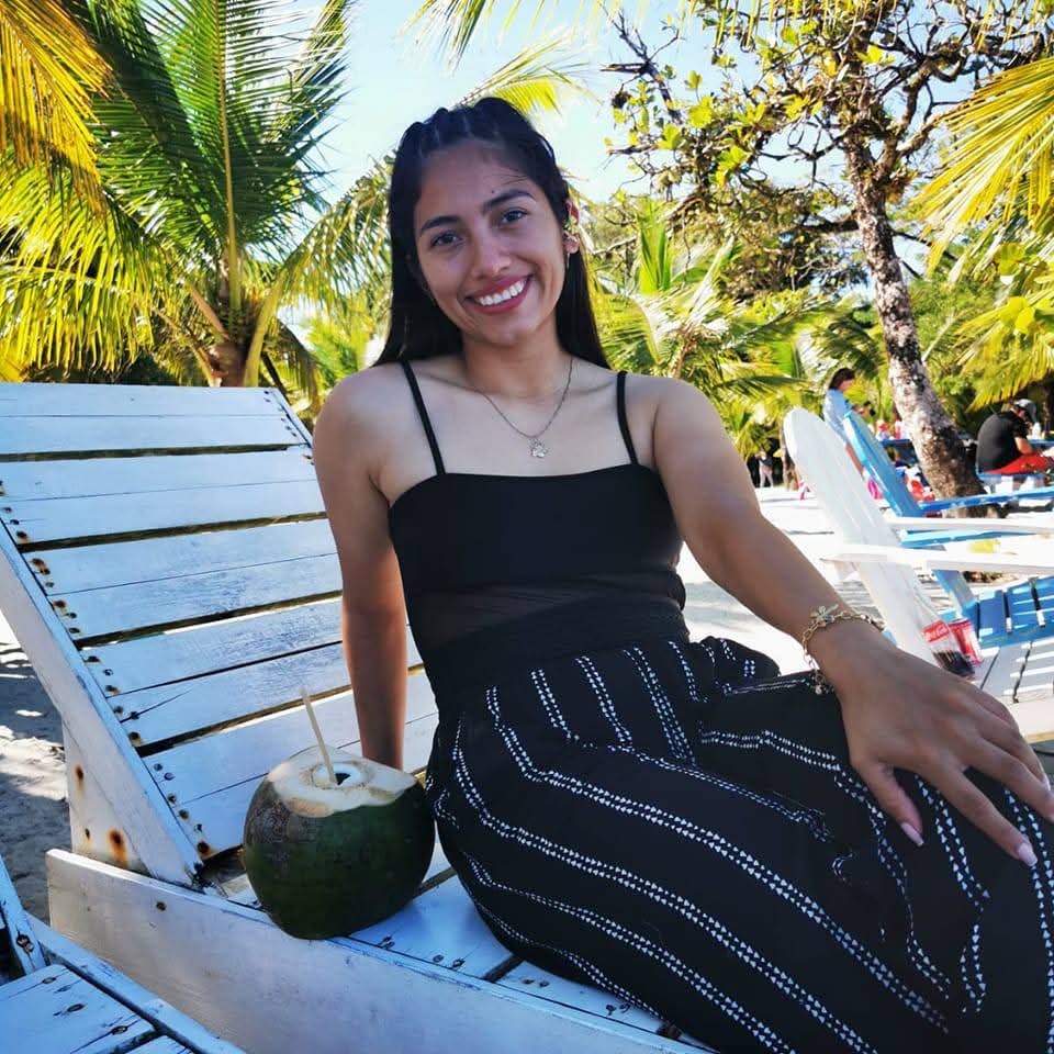 Madelin Martinez (@martinezma72830) on Twitter photo 