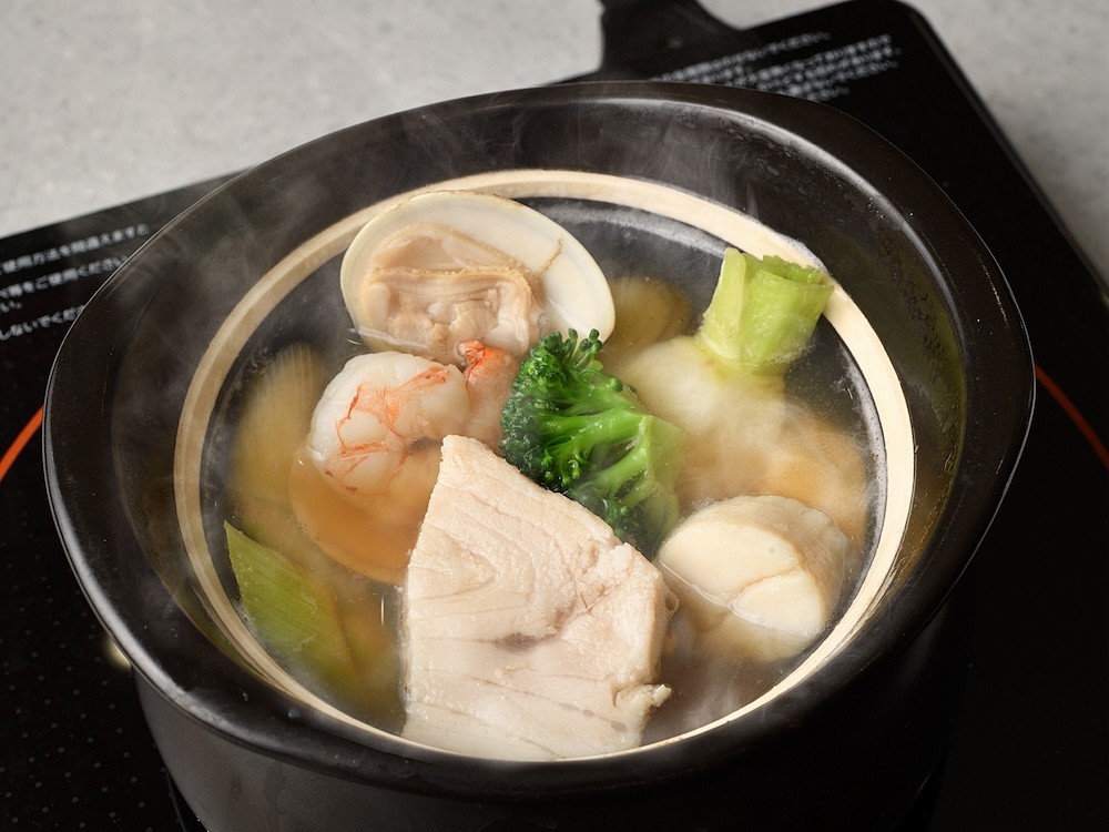 kaden_watch's tweet photo. IHで使える土鍋 余熱で味染み込む https://t.co/miXjjfeF8B #MOLATURA #bestpot #萬古焼 #Makuake https://t.co/hzxjd2dK4Y