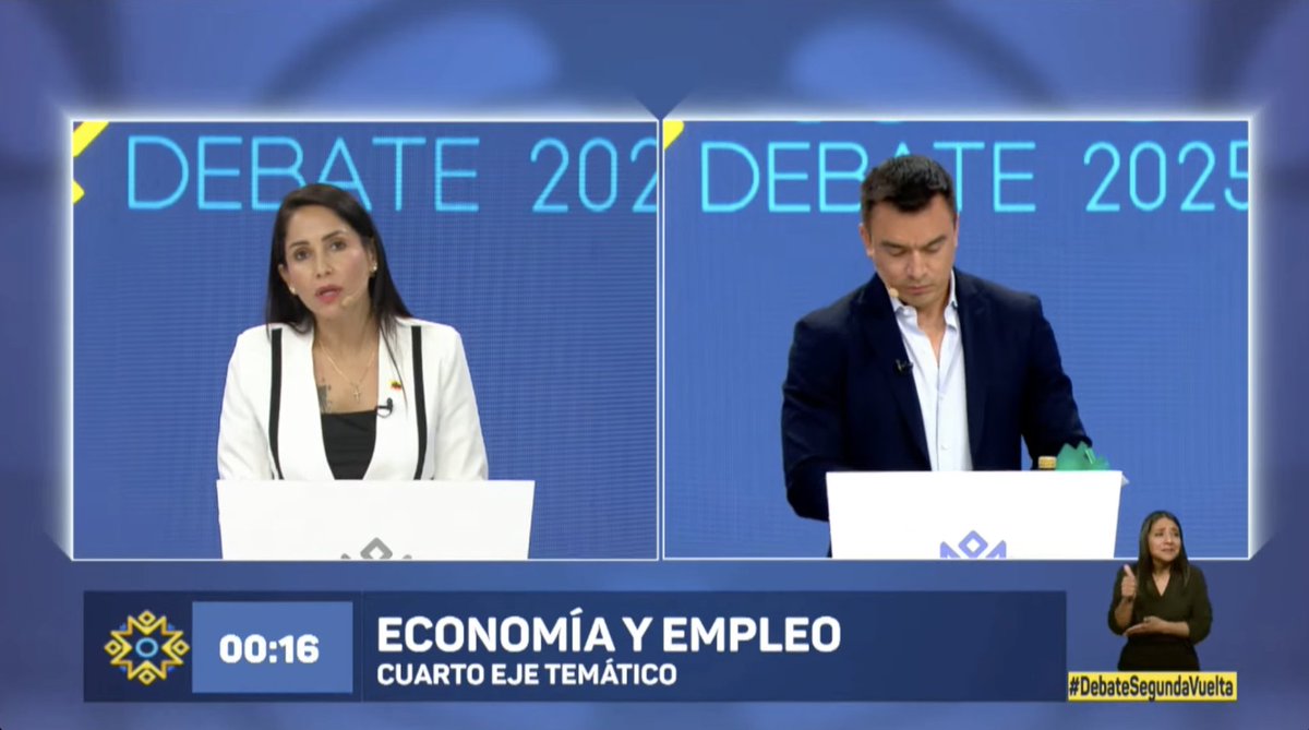 "Petro Noboa trafica combustibles y su hermano ha huido del país", Luisa Gonzalez.
#EcuadorDebate #DebatePresidencial