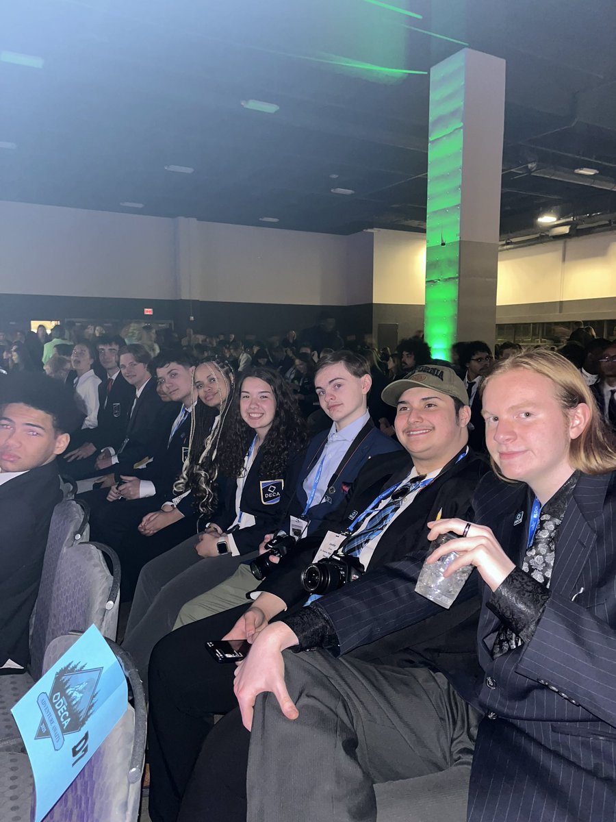 SCpiratedeca's tweet image. Pirate DECA taking KC by storm - spending the start of their spring break to compete in the MO DECA State Conference. Way to go, Pirates! #MODECA