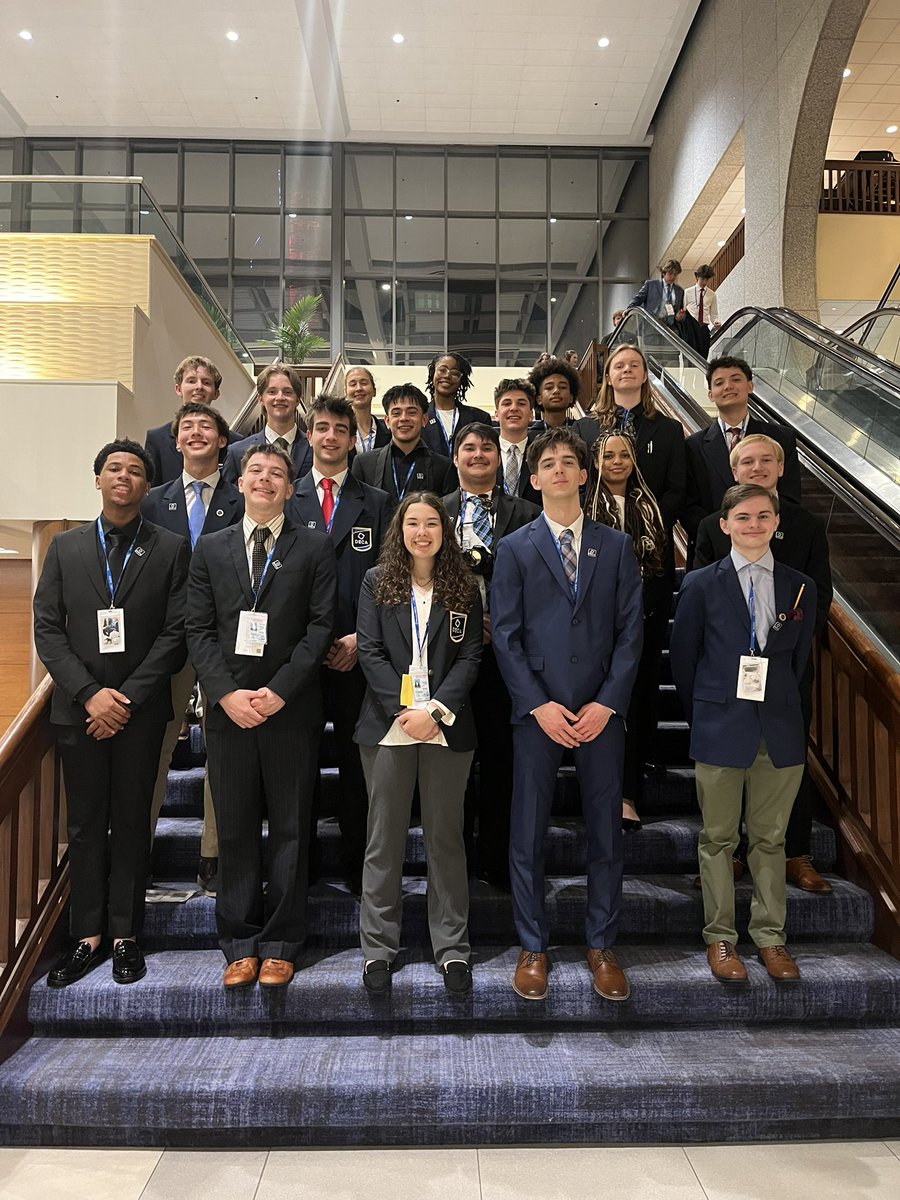 SCpiratedeca's tweet image. Pirate DECA taking KC by storm - spending the start of their spring break to compete in the MO DECA State Conference. Way to go, Pirates! #MODECA