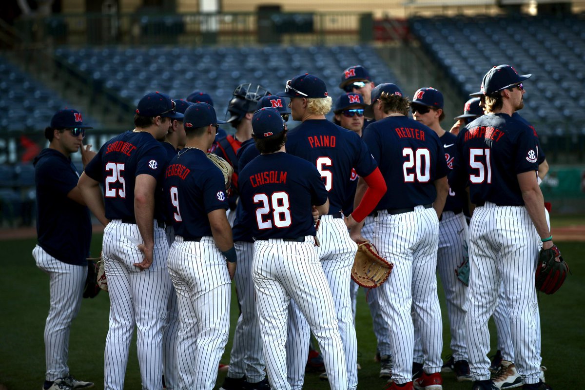 OleMissOnSI's tweet photo. Have a day, @OleMissSports… 

- @OleMissWBB clinches a spot in the Sweet 16.
- @OleMissMBB punches its ticket to the Sweet 16.
- @OleMissBSB completes the sweep of the Missouri Tigers.
- @OleMissFB lands a coveted Alabama running back.

Not a bad day for the Rebels. https://t.co/QfL1PnFzsq