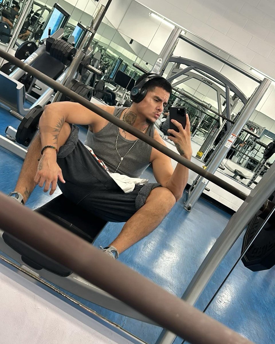 Mike A. A tweet media