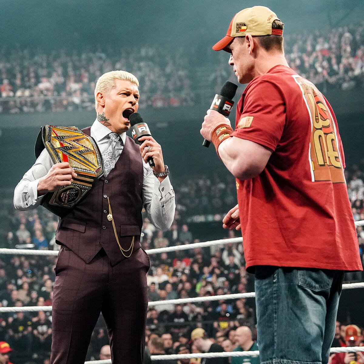 #WWERAW FOLLOW TRAIN!

-RT
-Reply with a GIF of your favorite wrestler 
-Like and follow everyone who does this