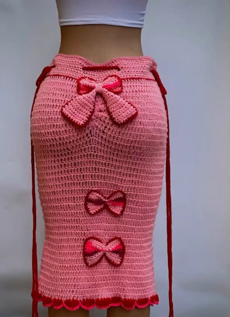 BRELLAFASHION's tweet photo. i need this skirt. https://t.co/sP6ReFOYUp
