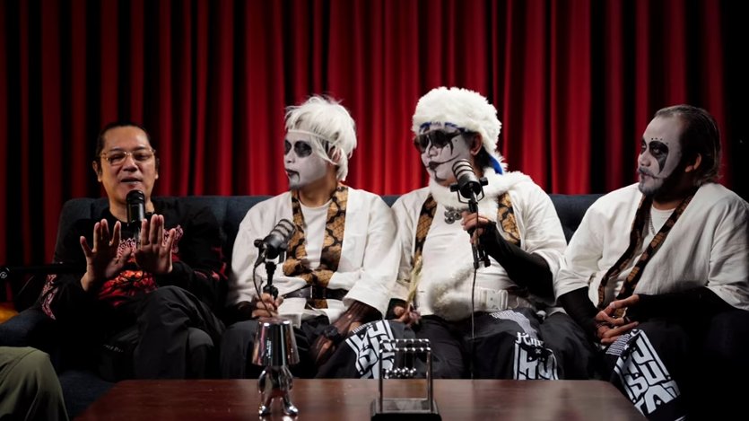 Marilyn Manson x Dimmu Borgir

<a href="/0tk0il/">ØTöNGKØiL</a> <a href="/bandKUBURAN/">KUBURAN Band Official</a> 
full vidz: youtube.com/watch?v=nqVYjb…