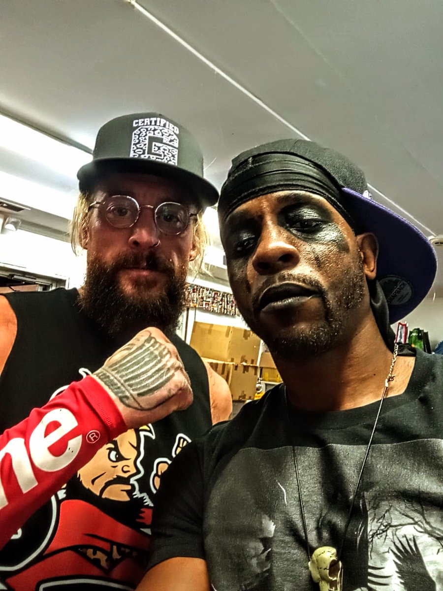 BADA BING BADA BOOM...2 OF THE REALEST IN THE ROOM...
HI U DOING...SHOUT-OUT TO A REAL1
<a href="/real1/">REAL1 (FKA Enzo Amore)</a> <a href="/DravenTbc/">DRAVEN TBC</a>