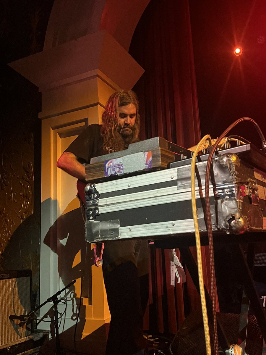 My first time seeing the brilliant <a href="/BeakBristol/">BEAK</a> <a href="/TheGreatHallTO/">The Great Hall</a>.