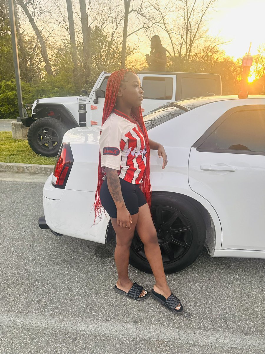 moniidumpskii's tweet photo. Say I’m the best he ever had ah for real ? NO SH*T 💋 #outsideeeee #basic #CBFW #HER #NOTABABYMOMMY https://t.co/PuvmkHEbFf