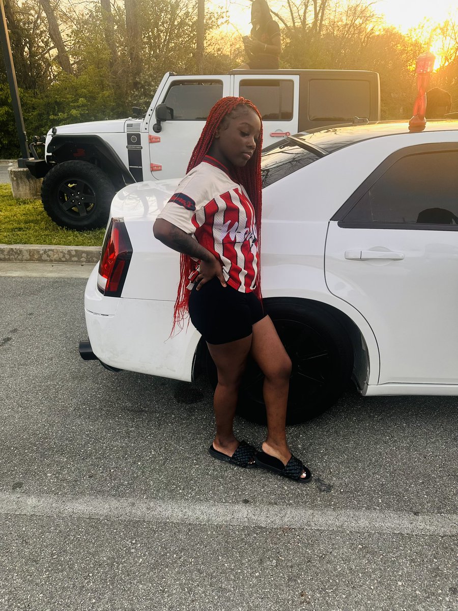 moniidumpskii's tweet photo. Say I’m the best he ever had ah for real ? NO SH*T 💋 #outsideeeee #basic #CBFW #HER #NOTABABYMOMMY https://t.co/PuvmkHEbFf
