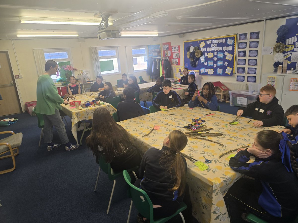 St. Thomas' Senior National School (@saintthomassns) on Twitter photo Our #CreativeSchoolsCommittee are working away during their creative workshop with Jane our #creativeassociate <a href="/artscouncil_ie/">The Arts Council / An Chomhairle Ealaíon</a> Our #CreativeSchoolsCommittee are working away during their creative workshop with Jane our #creativeassociate <a href="/artscouncil_ie/">The Arts Council / An Chomhairle Ealaíon</a>