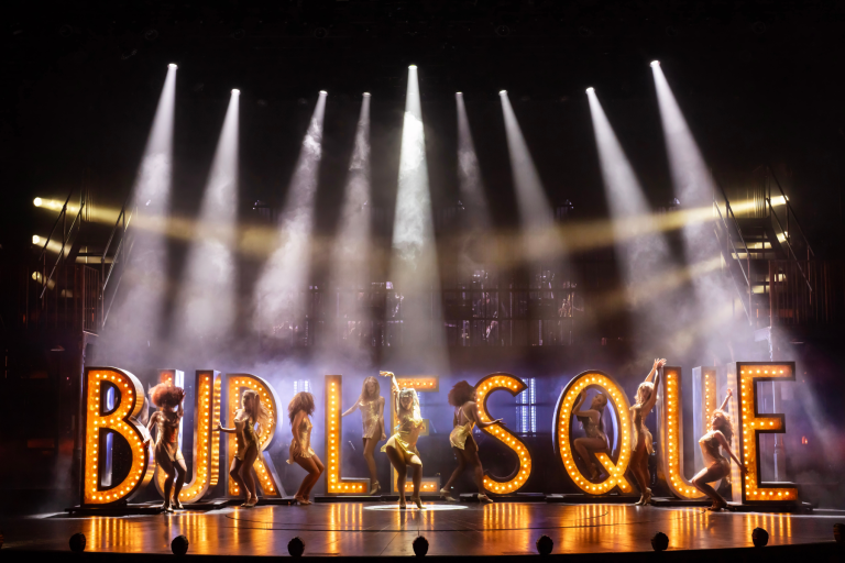 WhatsOnStage's tweet image. Breaking: Burlesque the Musical to transfer to the West End whatsonstage.com/news/burlesque…