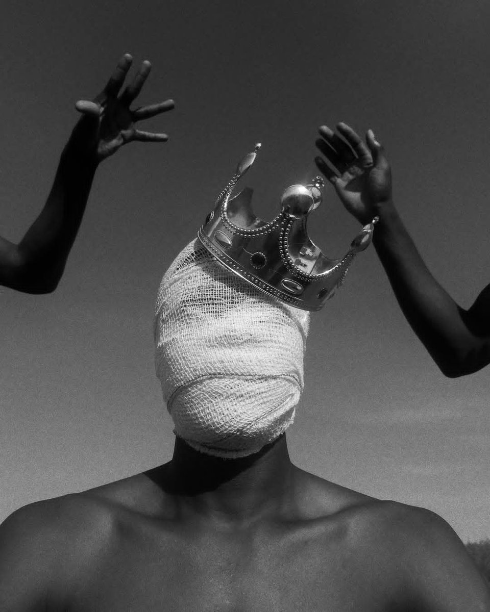 S'approprier son histoire et s'aimer soi-même à travers ce processus est la chose la plus courageuse que l'on puisse faire. 🖤
🌱✨️