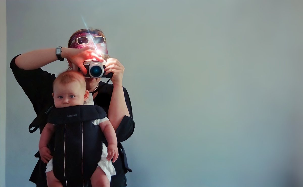 Reclaim The Frame (@reclaimtheframe) on Twitter photo Join us for a special Mother's Day screening for all... MOTHERBOARD, a 20-years-in-the-making labour of love 👩👦 📸
Our @melanie_iredale will be in conversation with filmmaker Victoria Mapplebeck
📅 Sun 30 March, 2pm
📍 <a href="/RitzyCinema/">Ritzy Picturehouse</a>, Brixton
🎟️picturehouses.com/movie-details/… Join us for a special Mother's Day screening for all... MOTHERBOARD, a 20-years-in-the-making labour of love 👩👦 📸
Our @melanie_iredale will be in conversation with filmmaker Victoria Mapplebeck
📅 Sun 30 March, 2pm
📍 <a href="/RitzyCinema/">Ritzy Picturehouse</a>, Brixton
🎟️picturehouses.com/movie-details/…