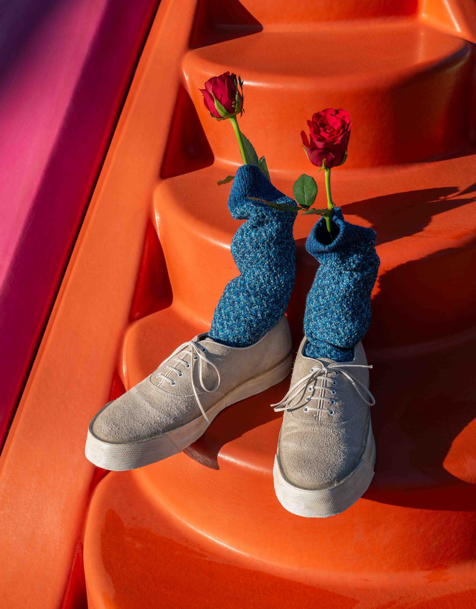 Them_mag's tweet image. Them magazine No.057 "Colorful Spring"

Sympathy For The Color

Photography: KIYOTAKA HAMAMURA
Styling: MICHIO HAYASHI

Leather Yacht Shoes from NICENESS

#colorfulspring
#themmagazine
#NICENESS
fujisan.co.jp/product/128169…