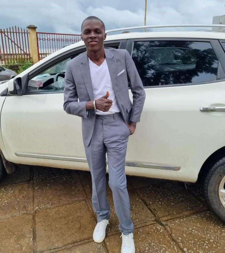 En ce mois béni mes pensées positives à vous 

Foniké Menguè Billo Hadjass Aliou Bah Habib Marouane Camara

Dieu vous protège et qu’il fasse vous nous revenez maintenant 

#TransitionMandatMaara