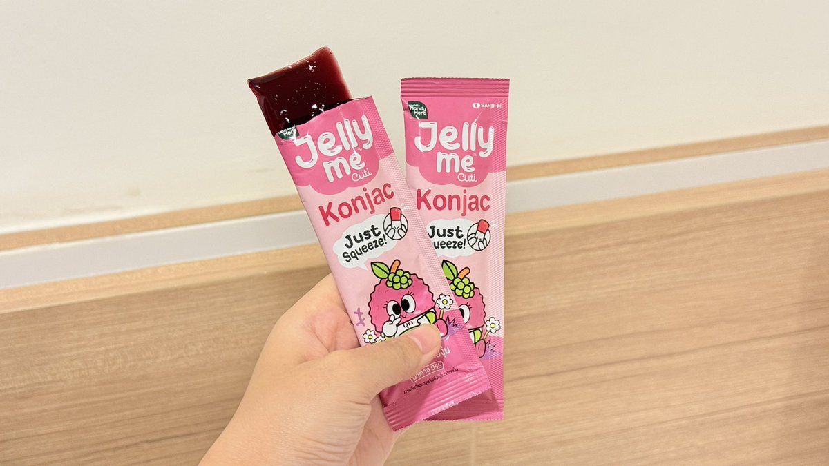 ใหม่ Jelly Me Konjac เจลลี่คุมหิว อร่อย แถมอิ่มนาน มีขายในเซเว่นแล้วว รสลิ้นจี่และองุ่น ชื่นใจมากกกก เหมาะสำหรับคนที่เริ่มคุมอาหารสุดๆ คุมหิว อิ่มนานถึง 3 ชม. อิ่มแบบไม่โทรมด้วยย พิกัด 7-11 ซองละ 20.-

#JellyMe #JellyMeKonjac #JellyMeCuti #ความคิวทิบิลด์ง่ายได้ทุกวัน #รีวิวเซเว่น https://t.co/G6fFJAXe5X