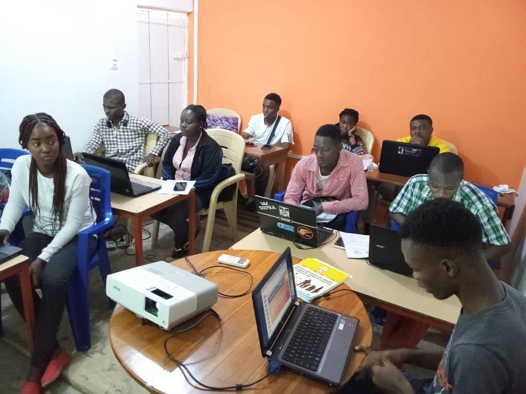 mart_cpp's tweet image. It time to start pushing again
For a while, I've been empowering young communities in Nigeria, carmeroon, South Africa , Kenya ghana, and others in adoption on rust.
Also, push for some classroom rust learning.
Now, starting 60-day rust for backend online.
Let cook