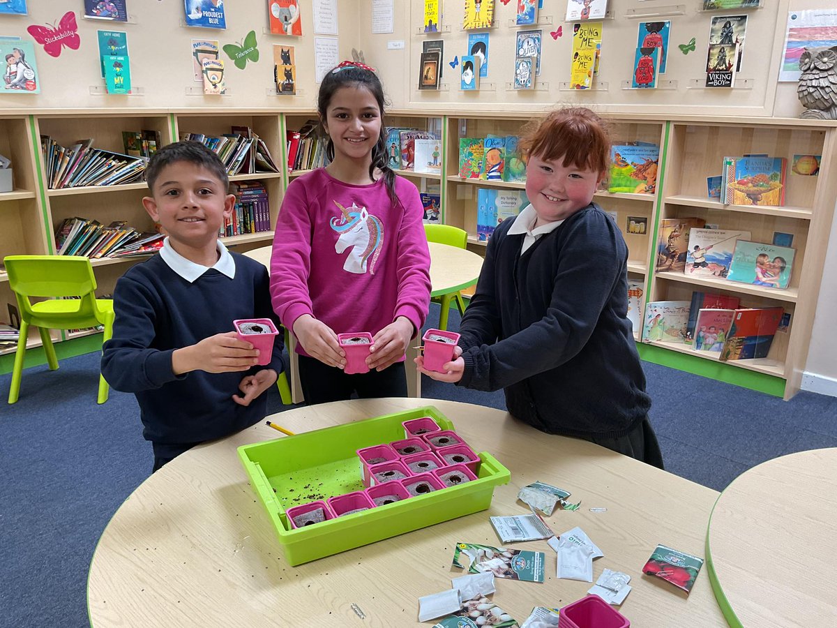As part of British Science Week, year 3 had fun planting seeds. We will keep you updated on how they are grow!