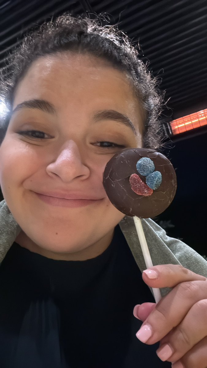 Está mi cara al ganarle a <a href="/OficialYuri/">Yuri</a>