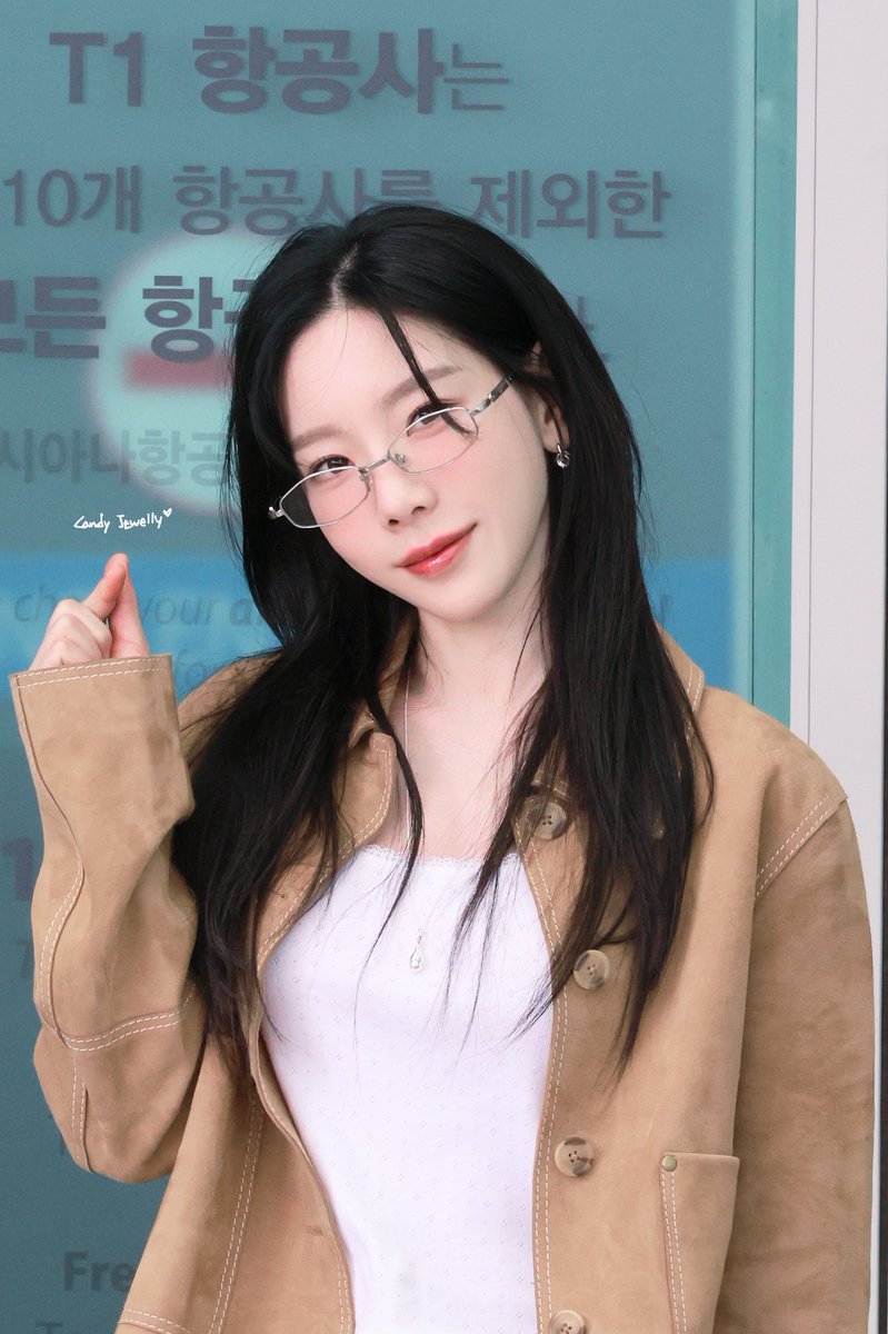 250324 ICN🛫
🥺🥺🥺
#태연 #TAEYEON