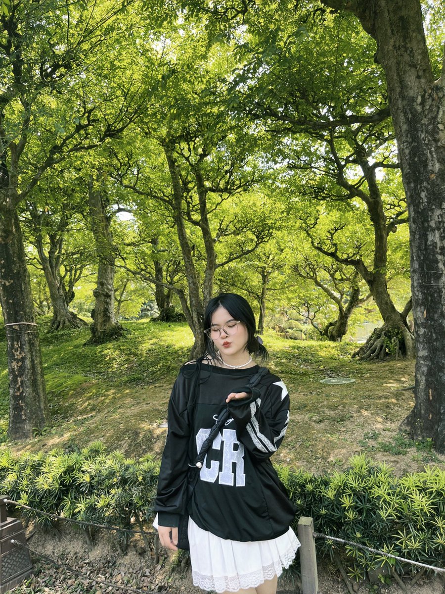 Sebenernya Hongkong juga negara yang enak buat ditinggalin lama lama klo kerjaannya g harus ngertiin perasaan orang satu rumah😭