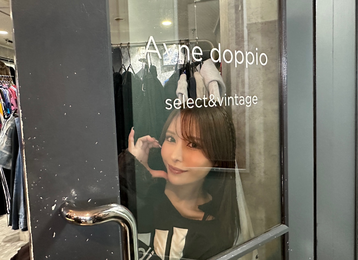 fempass's tweet photo. #伊藤舞雪 さんと「#古着女子」の取材でした👚

今回は下北沢の「Ayne doppio」さんへ
個性が光る洋服たちを抜群のプロポーションで着こなしてくれました😊
記事では伊藤さんが選んだお気に入りの1着も登場🫶✨

公開をお楽しみに💖

@ayne_tokyo
@mayukiito https://t.co/a6sQjNDSYh