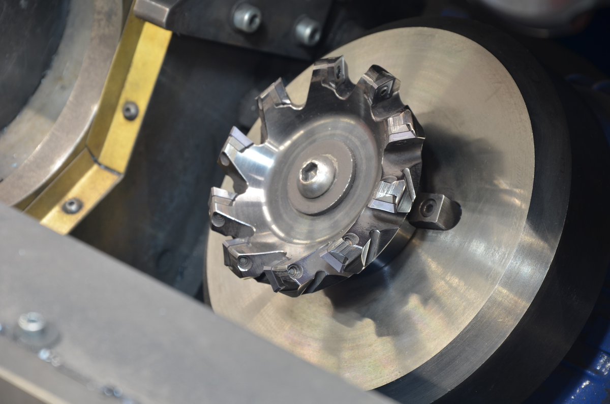 PromotechIindia's tweet image. 𝐒𝐁𝐌-𝟓𝟎𝟎 𝐈 𝐒𝐭𝐚𝐭𝐢𝐨𝐧𝐚𝐫𝐲 𝐁𝐞𝐯𝐞𝐥𝐢𝐧𝐠 𝐌𝐚𝐜𝐡𝐢𝐧𝐞 – 𝐏𝐨𝐰𝐞𝐫 &amp;amp; 𝐏𝐫𝐞𝐜𝐢𝐬𝐢𝐨𝐧 𝐛𝐲 𝐏𝐑𝐎𝐌𝐎𝐓𝐄𝐂𝐇 𝐈𝐍𝐃𝐈𝐀 📷

📷 Explore more: promotech-india.in/.../sbm-500-i-…...
#PROMOTECHIndia #SBM500 #BevelingMachine #PrecisionEngineering #MetalFabrication