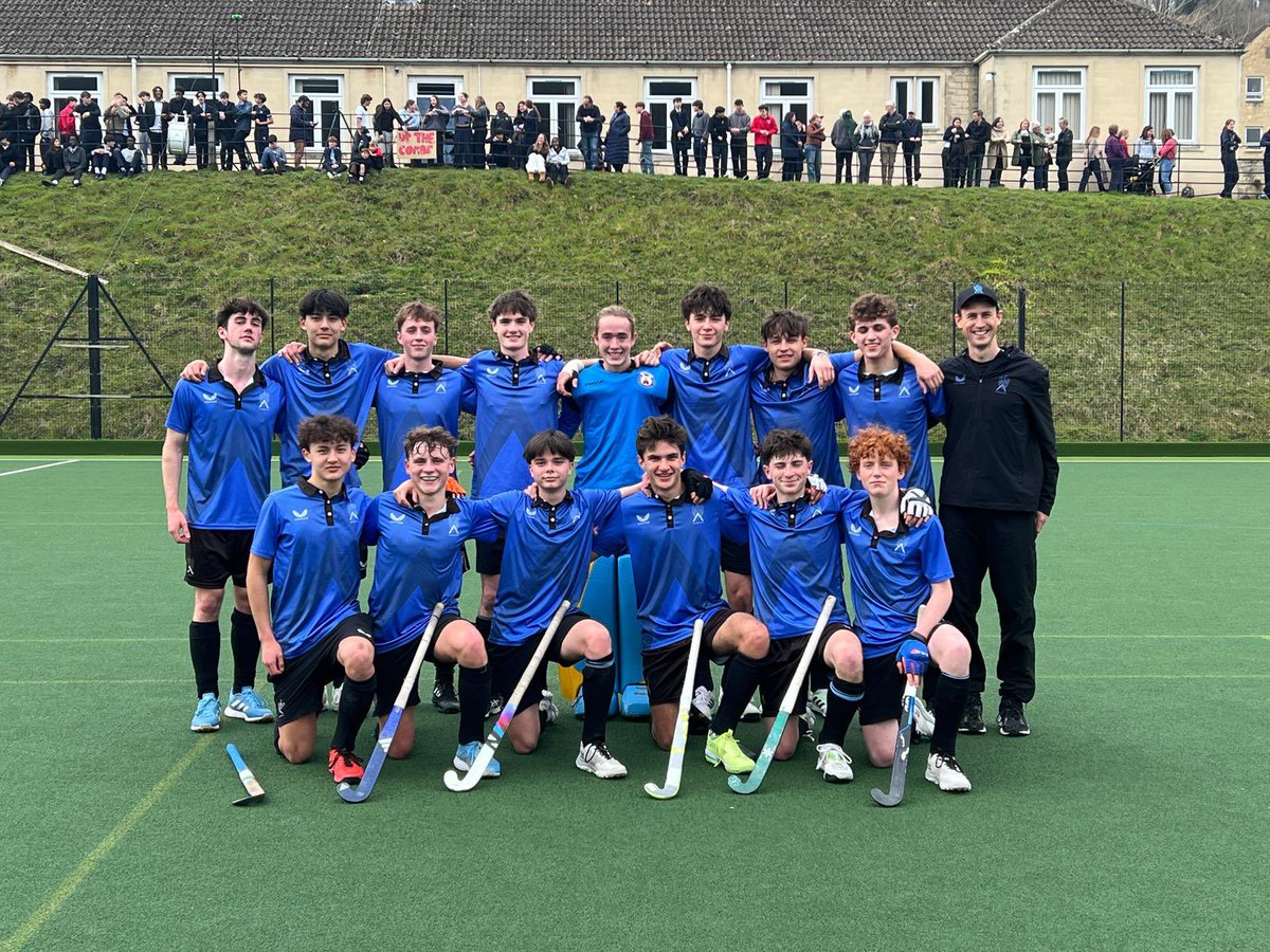 Sports at Alleyn's School (@alleyns_sport) on Twitter photo Lee Valley here we come…Congratulations to the Boys 1st XI 🏑
On Saturday they beat Monkton Combe 2-1 to reach the <a href="/EnglandHockey/">England Hockey</a> T2 Plate Final. It is a fitting way to end the season for this amazing group of pupils #AlleynsSport Lee Valley here we come…Congratulations to the Boys 1st XI 🏑
On Saturday they beat Monkton Combe 2-1 to reach the <a href="/EnglandHockey/">England Hockey</a> T2 Plate Final. It is a fitting way to end the season for this amazing group of pupils #AlleynsSport
