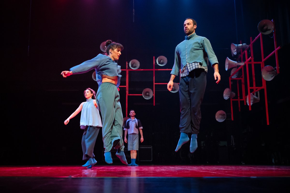 Joan den ostiralean, Haatik Dantza Konpainiak "Ots" obra eskaini zuen Bastero Kulturguneako auditorioan. Eskerrik asko bihotzez zuen arteaz eta zuetaz gozatzeko aukera emateagatik! 

#Andoain #andoainbizitzeko