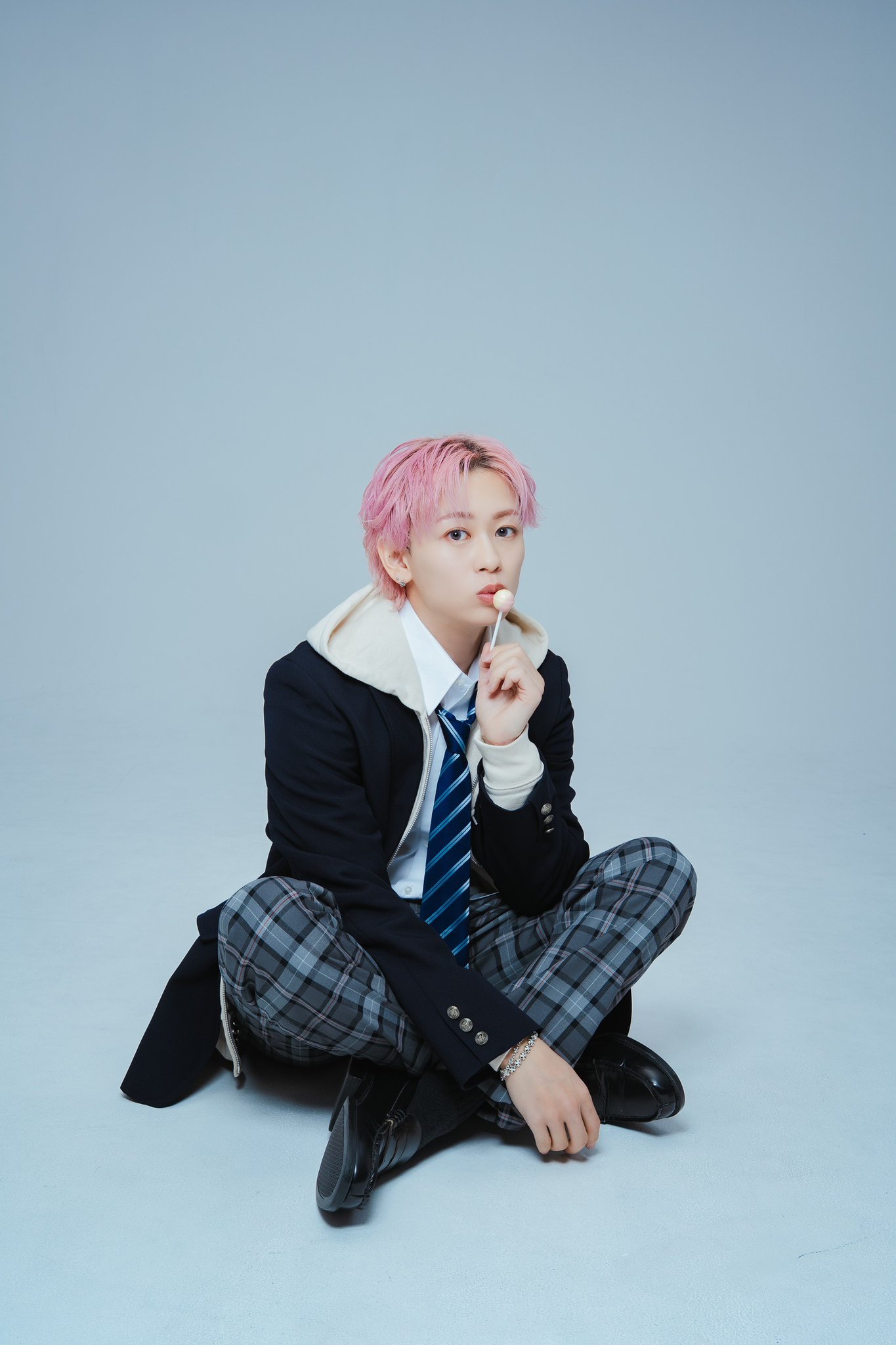 Amazon.co.jp: 超特急シューヤ 生写真 29th生誕 3枚 : おもちゃ