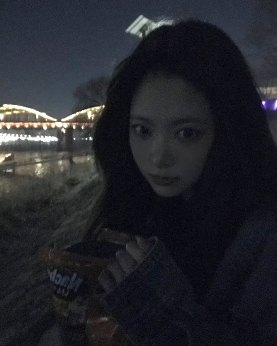 le sserafim pics tweet media