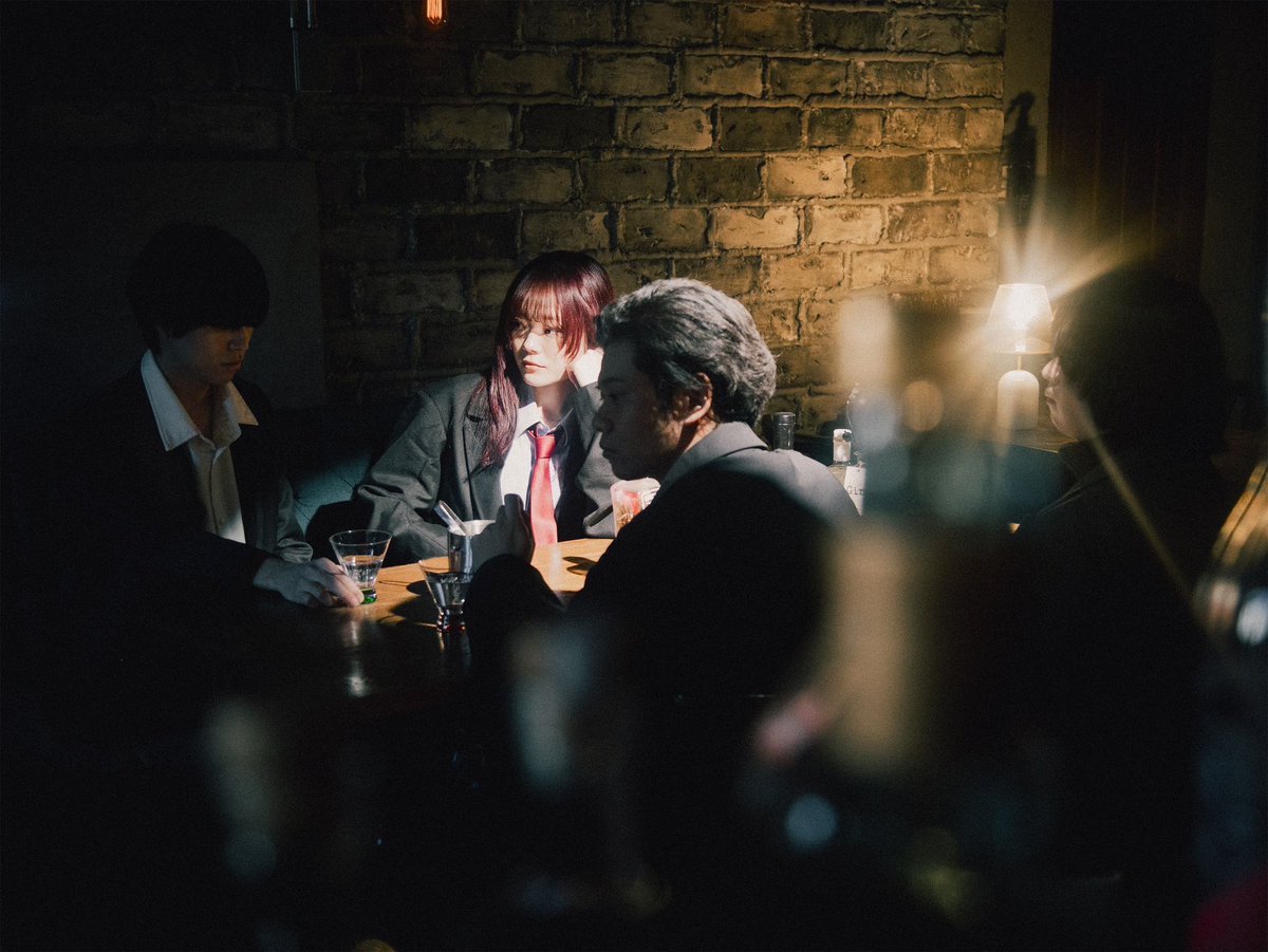 chefs_band's tweet image. 📻𝙍𝘼𝘿𝙄𝙊 𝙄𝙉𝙁𝙊𝙍𝙈𝘼𝙏𝙄𝙊𝙉

3/24(月)〜3/27(木)の4日間🍷
🕰️18:15～18:23頃

3月度のHeavy Rotationgで展開いただいているFM 福井「Update Evening!」にて.ᐟ .ᐟ 

新作EP "thirsty flair"をメンバー解説と共に毎日お届け🍽️

🎧radiko.jp/share/?t=20250…
#UpdateEvening