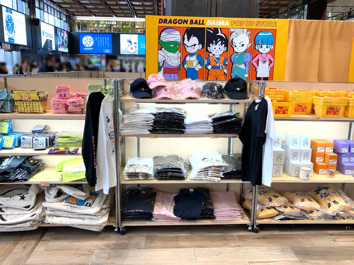 DRAGON BALL Z POP UP STORE in JR仙台駅 中央改札外 ステンドグラス前