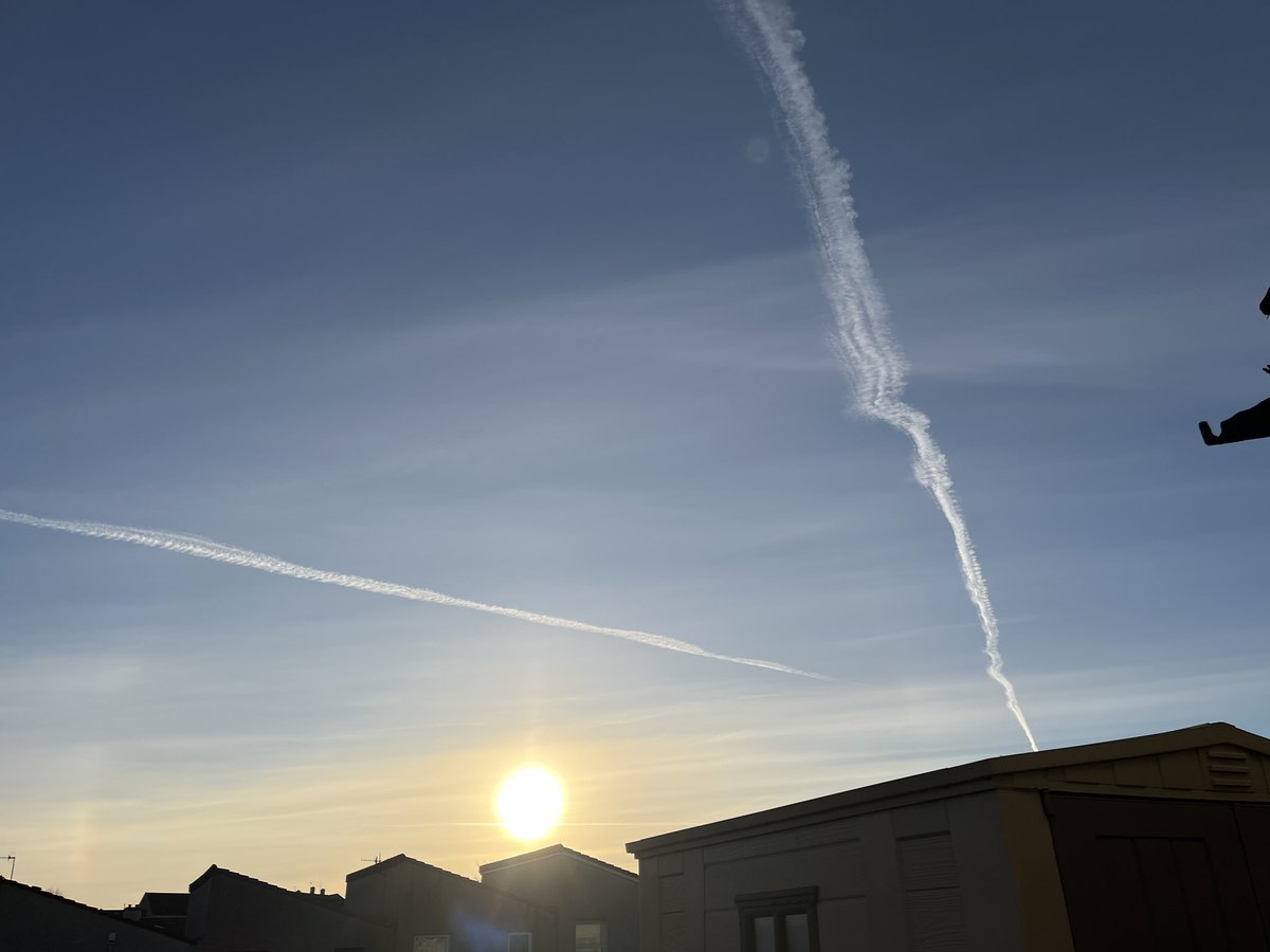 bold_conqueror's tweet photo. #chemtrails over Scotland this morning! The little sunny days we get are hammered by this crap! #scotland #poison https://t.co/1OPhC1AQwU