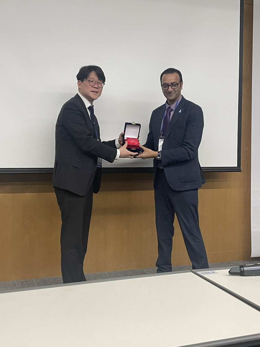 shaha_kash's tweet image. Glad to get this at the #YES2025 symposium at @yonseiunivon representing @KhalifaUni